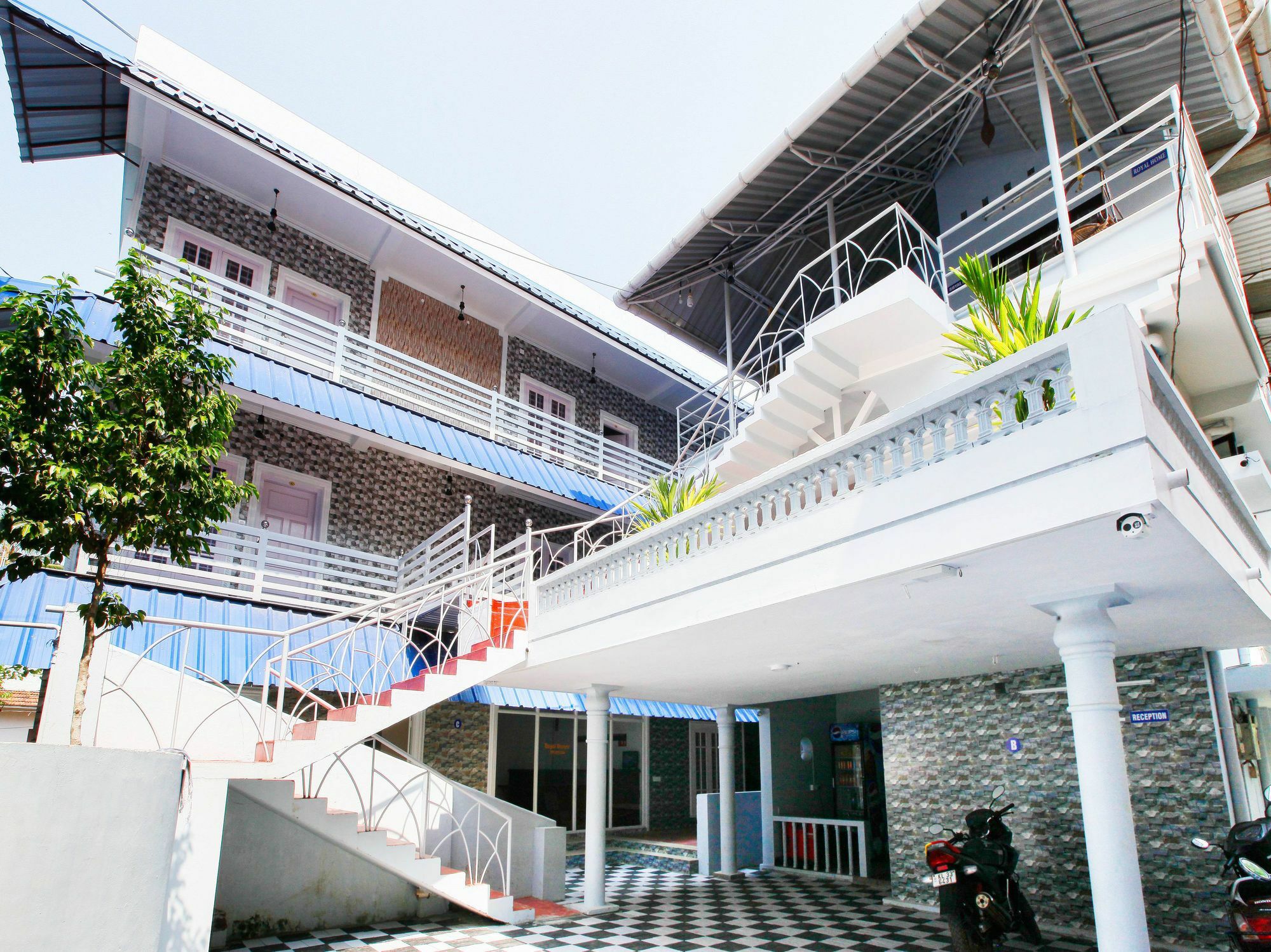 Oyo 4867 Royal Homes Alappuzha Esterno foto